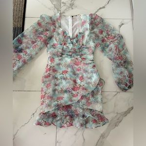 PRETTY LITTLE THING TULLE FLORAL DRESS SIZE 4